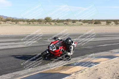 media/Jan-18-2026-CVMA (Sun) [[519f600f45]]/Race 16-Formula Middleweight/